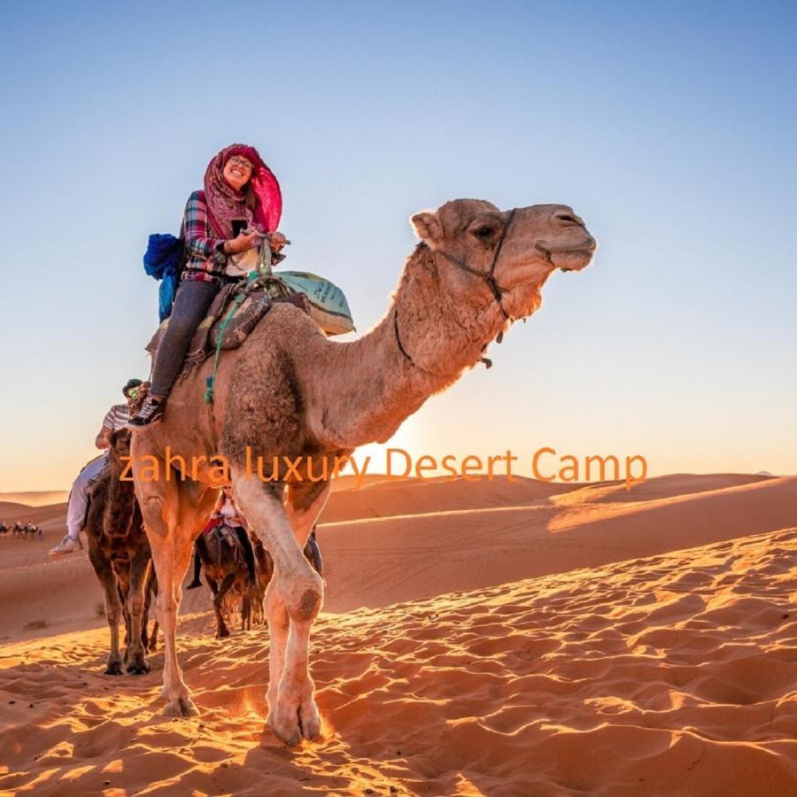 מלון מרזאוגה Zahra Luxury Desert Camp מראה חיצוני תמונה