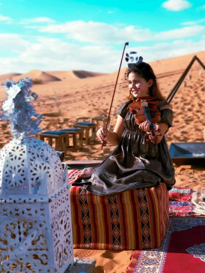 מלון מרזאוגה Zahra Luxury Desert Camp מראה חיצוני תמונה