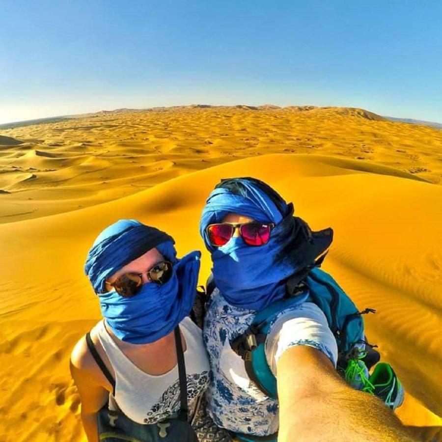 מלון מרזאוגה Zahra Luxury Desert Camp מראה חיצוני תמונה
